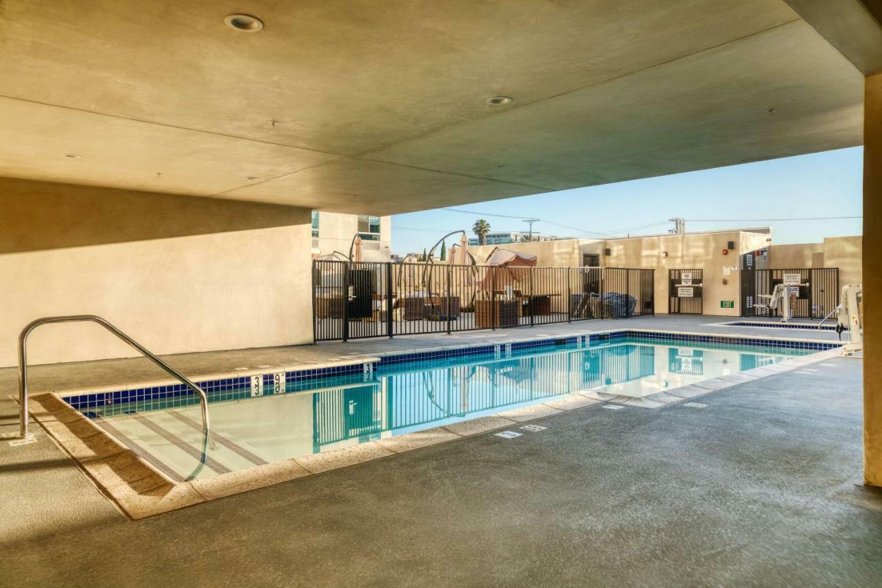 Best Western Premier Noho Inn Лос-Анджелес Экстерьер фото