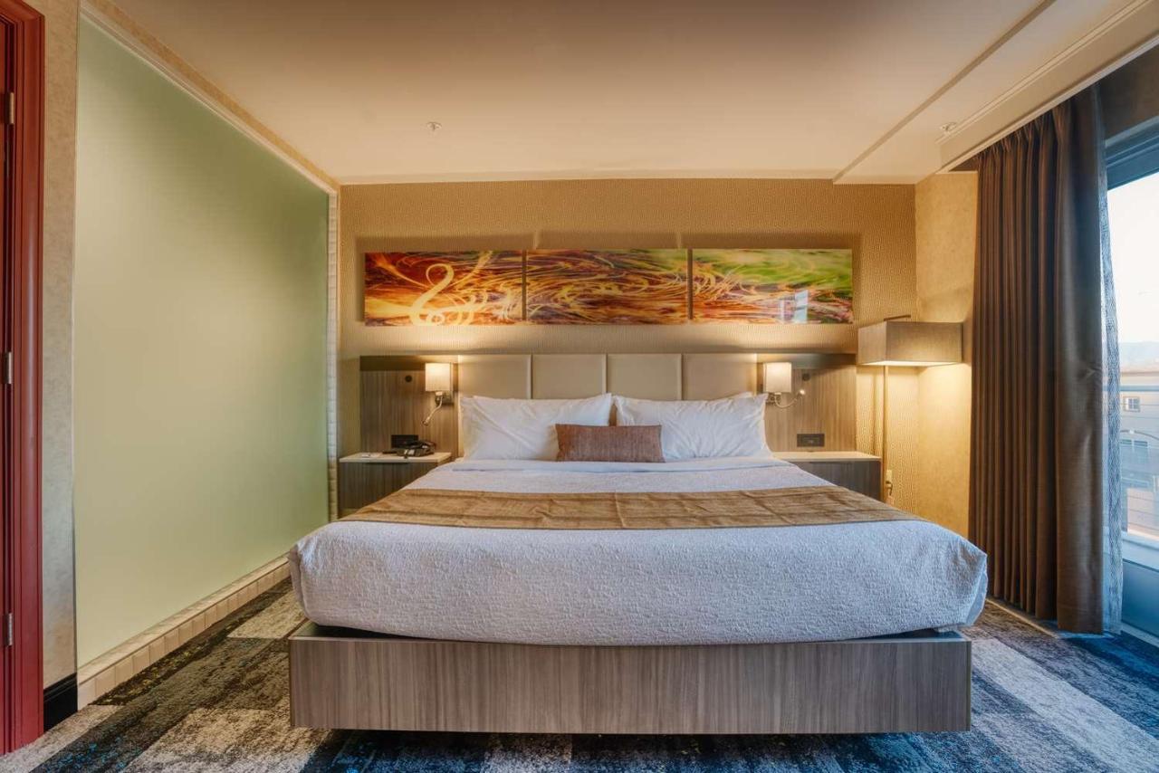 Best Western Premier Noho Inn Лос-Анджелес Экстерьер фото